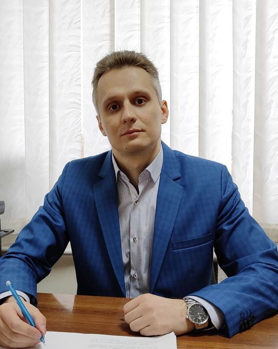 Директор